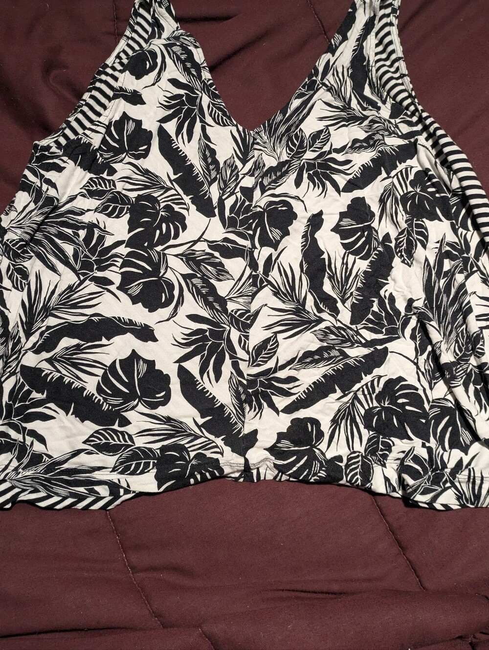Flowy V-neck Tropical Palm Print Black And White Mixed Print Stripes Super Soft